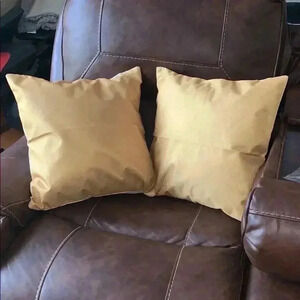 2 decor cushions New 18” by 18”